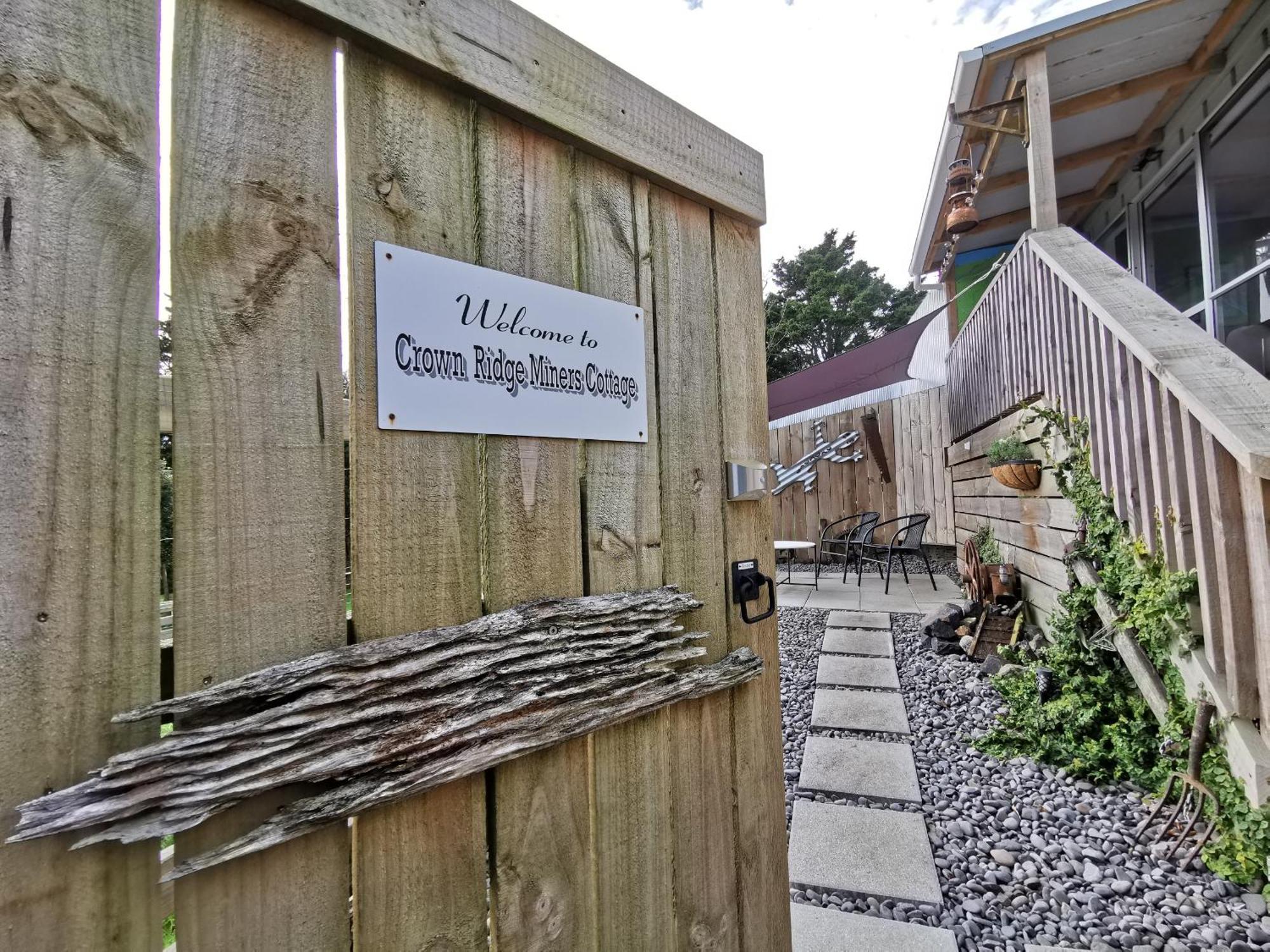 Crown Ridge Miners Cottage Karangahake Екстериор снимка